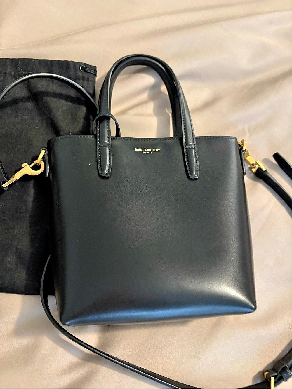 Saint Laurent Toy North/South Shopping Bag in Leather Black